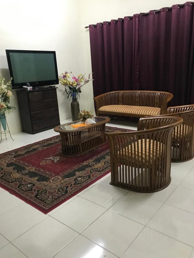 Hj Homestay Kuala Terengganu Esterno foto