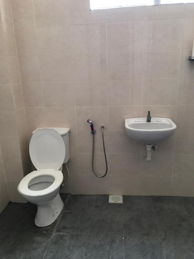 Hj Homestay Kuala Terengganu Esterno foto
