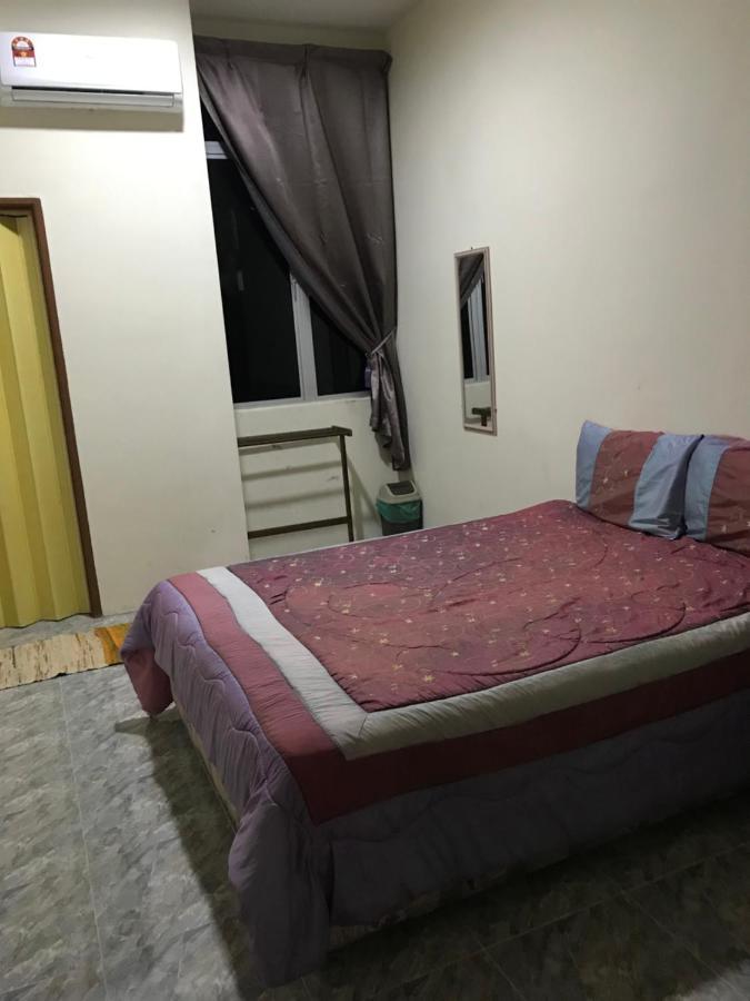 Hj Homestay Kuala Terengganu Esterno foto