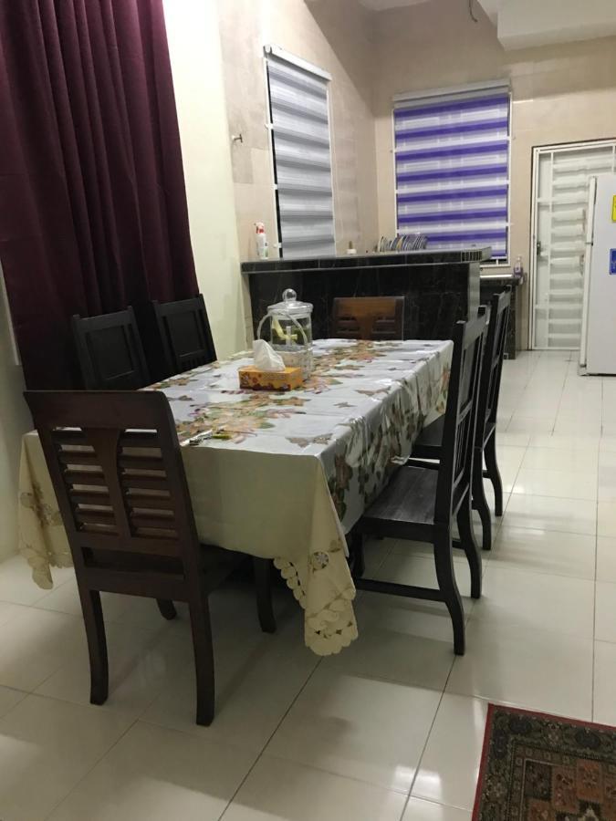 Hj Homestay Kuala Terengganu Esterno foto
